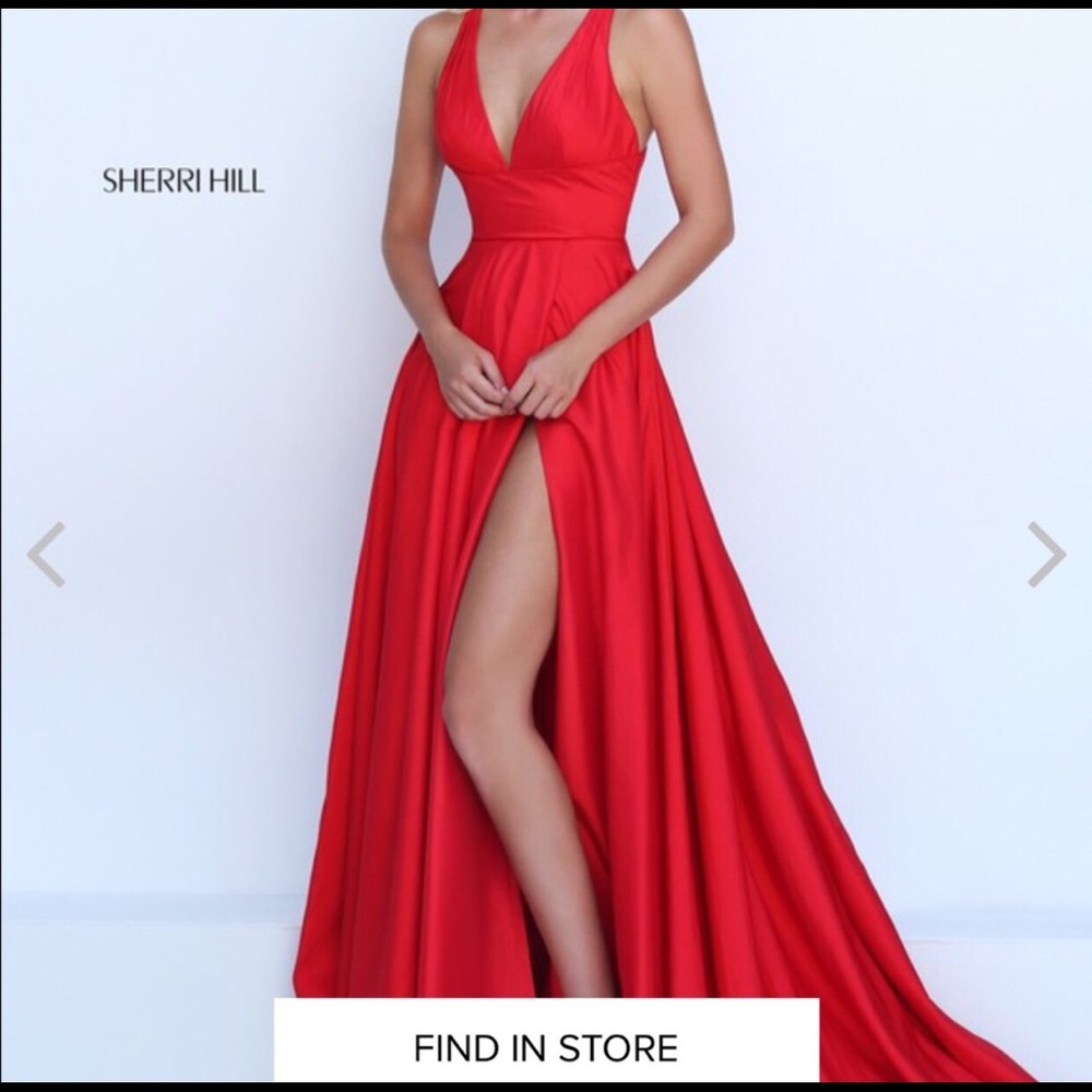 Beautiful long Sherri Hill prom dress